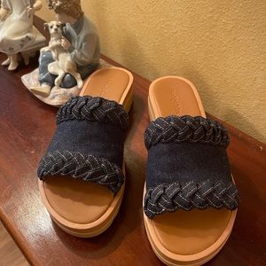 Chloe navy blue sandals